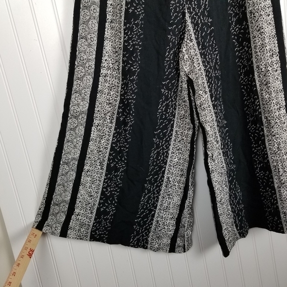 Cameo & Co Wide Leg Pull On Pants Multi Print Stripe Cropped Boho Beach Spring M - Picture 10 of 12